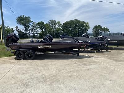 BOATZON | Phoenix Bass Boats 721 ZXL 2025
