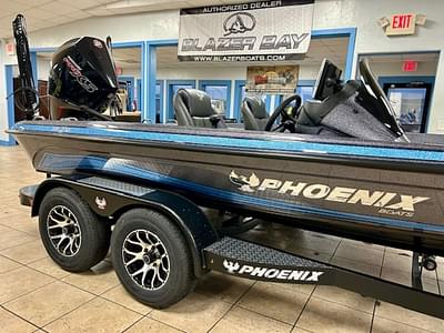 BOATZON | Phoenix Bass Boats 721 ZXL 2025