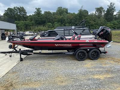 BOATZON | Phoenix Bass Boats 721 ZXL 2026