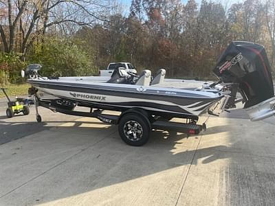 BOATZON | Phoenix Bass Boats 818 PRO 2025