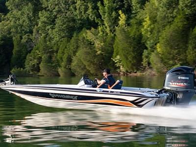 BOATZON | Phoenix Bass Boats 819 PRO 2023