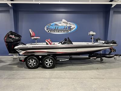 BOATZON | Phoenix Bass Boats 819 PRO 2024