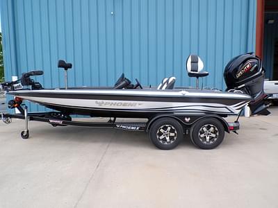 BOATZON | Phoenix Bass Boats 819 PRO 2024