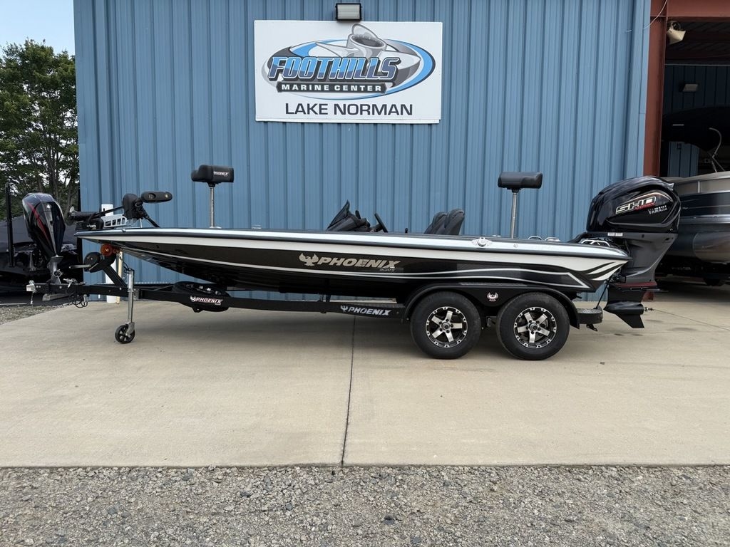 2025 Phoenix Bass Boats 819 ZXL - Sold Boat
