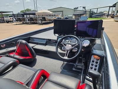 BOATZON | Phoenix Bass Boats 920 ProXP 2020