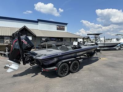 BOATZON | Phoenix Bass Boats 921 Elite 2025