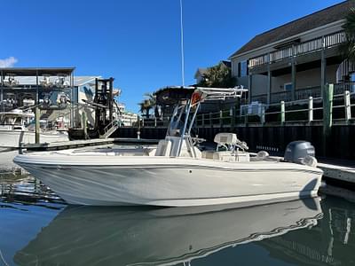 BOATZON | Pioneer 197 Sportfish 2011