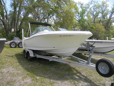 BOATZON | Pioneer 197 Venture 2010
