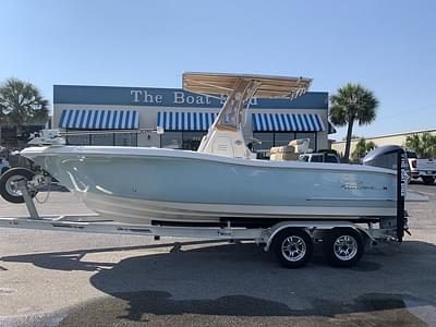 BOATZON | Pioneer Boats Sportfish 222 2020