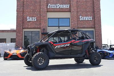 BOATZON | Polaris® RZR PRO XP 4 ULTIMATE ONYX BLACK Ultimate 2025 BOATZON | Polaris® RZR PRO XP 4 ULTIMATE ONYX BLACK Ultimate 2025
