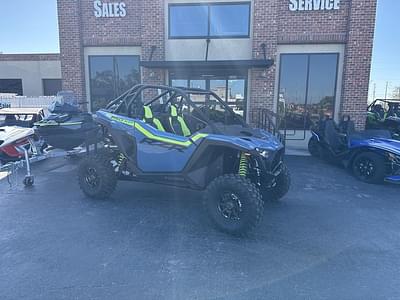 BOATZON | Polaris® RZR PRO XP PREMIUM ZENITH BLUE Premium 2025 BOATZON | Polaris® RZR PRO XP PREMIUM ZENITH BLUE Premium 2025