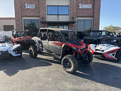 BOATZON | Polaris® RZR XP 4 1000 ULTIMATE INDY RED 2024 BOATZON | Polaris® RZR XP 4 1000 ULTIMATE INDY RED 2024