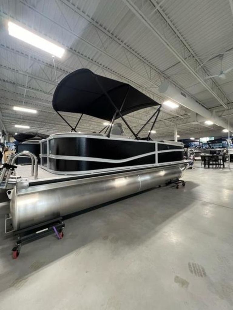 2025 Premier 200 Sunscape RF - Sold Boat
