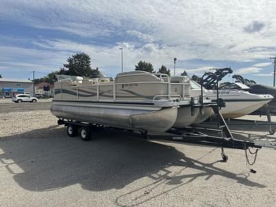 BOATZON | Premier 210 TRIPLE LEGEND 150HP BUNK TRAILER 2000