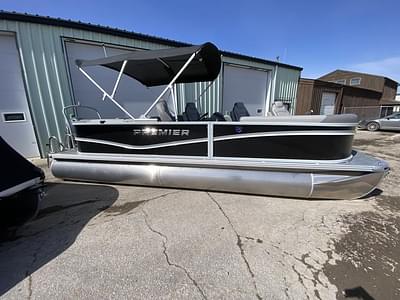 BOATZON | Premier 220 RF 115HP BUNK TRAILER 2025