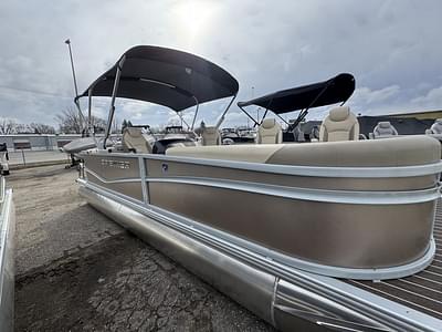 BOATZON | Premier 220 RF 150HP BUNK TRAILER 2025 BOATZON | Premier 220 RF 150HP BUNK TRAILER 2025