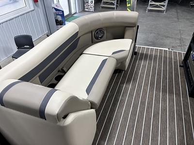 BOATZON | Premier 220 RL 115HP BUNK TRAILER 2026 BOATZON | Premier 220 RL 115HP BUNK TRAILER 2026