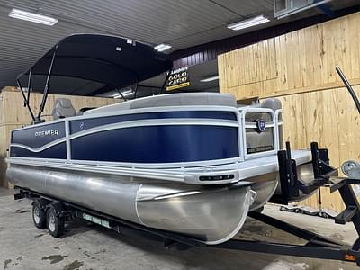 BOATZON | Premier 220 RL PTX TRIPLE 200HP BUNK TRAILER 2025