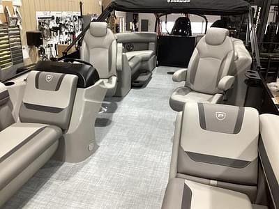 BOATZON | Premier 220 Sunscape RF 2025