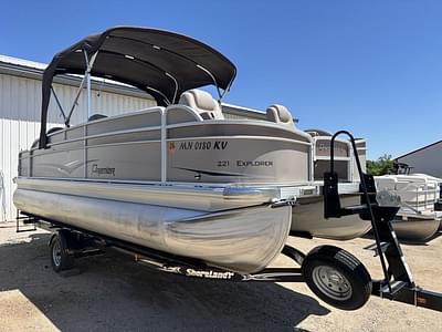 BOATZON | Premier 221 115HP BUNK TRAILER 2012