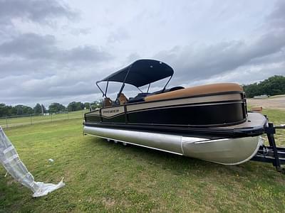 BOATZON | Premier 230 ANGLER 200HP VMAX BUNK TRAILER 2026