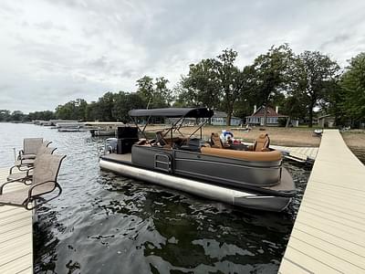 BOATZON | Premier 230 RS 150HP LEGS BUNK TRAILER DEMO 2026 BOATZON | Premier 230 RS 150HP LEGS BUNK TRAILER DEMO 2026