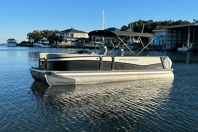 BOATZON | Premier 230 Solaris 2024