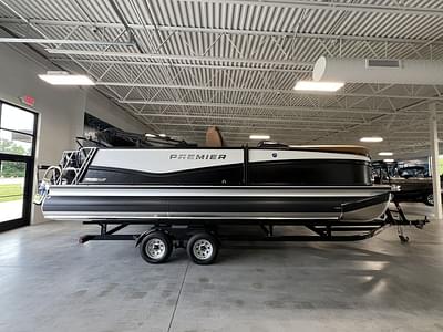 BOATZON | Premier 230 SOLARIS RL 2026