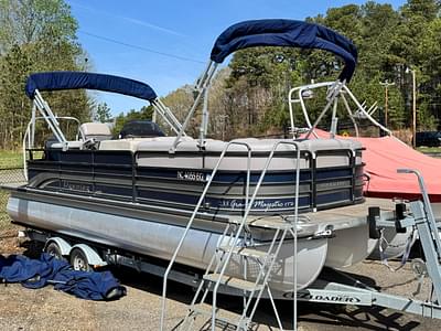 BOATZON | Premier 235 Grand Majestic LTD 2010