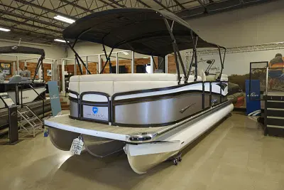 BOATZON | Premier 250 Intrigue 2023