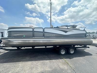 BOATZON | Premier 250 Solaris 2023