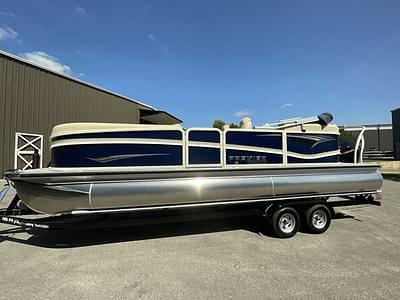 BOATZON | Premier 250 Solaris REV 2023