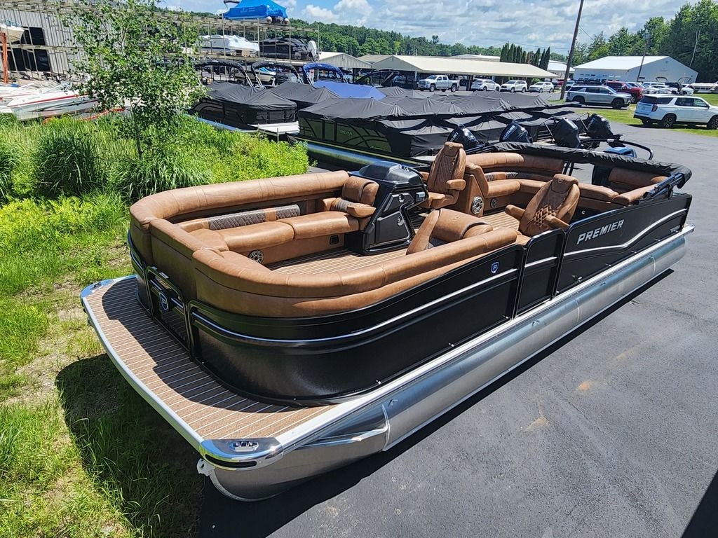 2026 Premier 270 Intrigue RF - Sold Boat