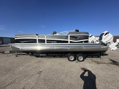 BOATZON | Premier 270 REV PTX TRIPLE TWIN 300HP BUNK TRAILER 2023