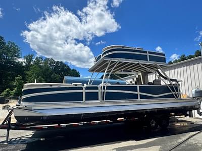 BOATZON | 2020 Premier 310 Escalante