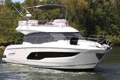 BOATZON | Prestige 420 Flybridge 2022