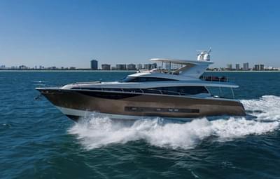 BOATZON | Prestige 750 2015