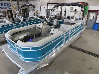 BOATZON | Princecraft Vectra 21 Cruise Lounge Pontoon  Mercury 4Stroke EFI 2025