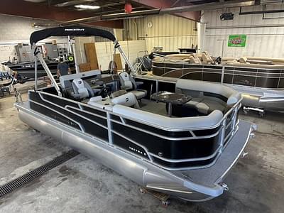 BOATZON | Princecraft Vectra 21 RL SS Swingback Pontoon  Mercury 4Stroke EFI 2025