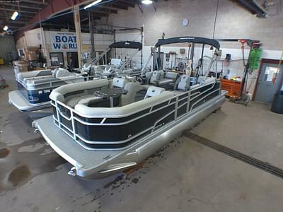 BOATZON | Princecraft Vectra 23 QuadRear Lounge Pontoon Mercury 4Stroke EFI 2025 BOATZON | Princecraft Vectra 23 QuadRear Lounge Pontoon Mercury 4Stroke EFI 2025