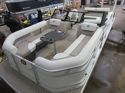 BOATZON | Princecraft Vectra 23 WRL Windshield Swingback Tritoon Pontoon  Mercury 150HP 4Stroke 2024