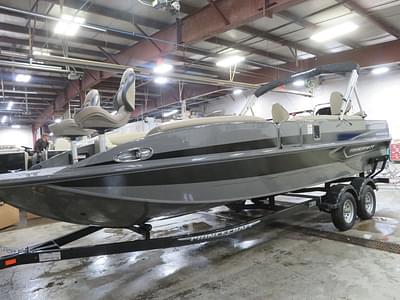 BOATZON | Princecraft Ventura 224 Deckboat  Mercury 4Stroke EFI 2024