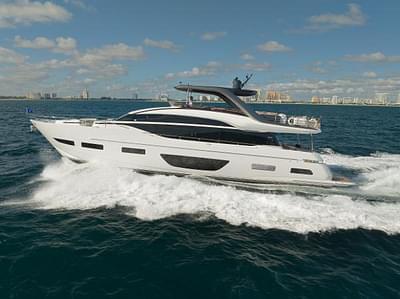 BOATZON | Princess Y85 Motor Yacht 2022