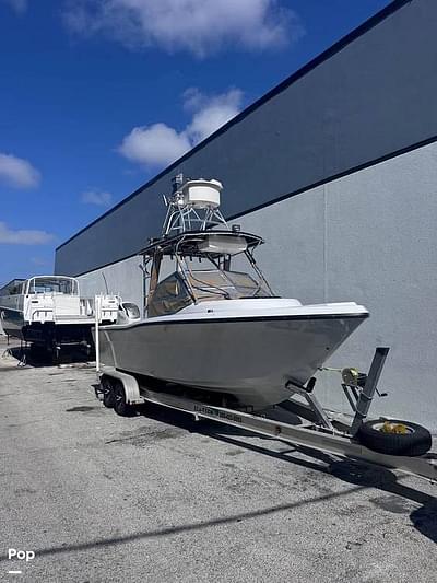 BOATZON | Pursuit 2350