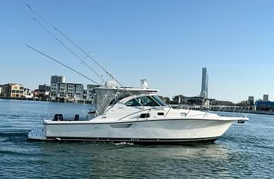 BOATZON | Pursuit 3800 Express 2002