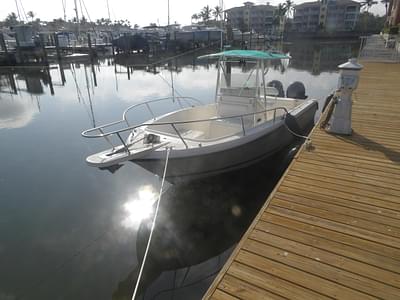 BOATZON | Pursuit Center Console 2470 1998