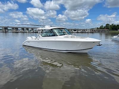 BOATZON | Pursuit DC 295 Dual Console 2023