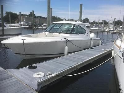 BOATZON | Pursuit DC 326 Dual Console 2025