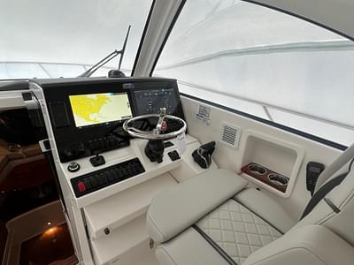 BOATZON | Pursuit OS 325 Offshore 2025