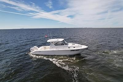 BOATZON | Pursuit OS 355 Offshore 2023